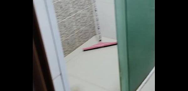 hidden shower milf 2